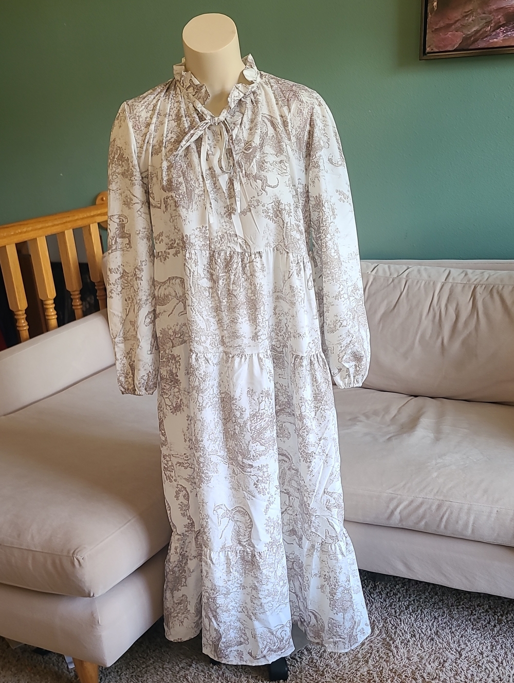 Anna•Kaci Women's White and Taupe Toile Long Sleeve Maxi Dress